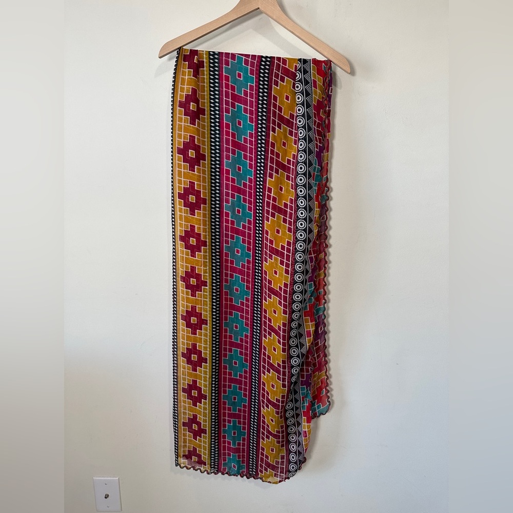 Large Abstract Geometric Rectangle Versatile Wear… - image 3